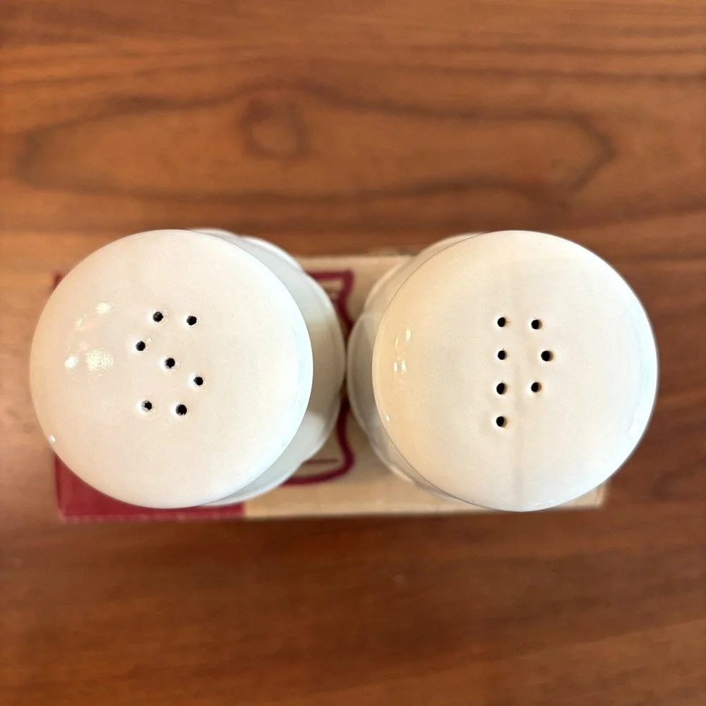 Longaberger Pottery Woven Traditions Classic Blue Round Salt & Pepper Shakers
